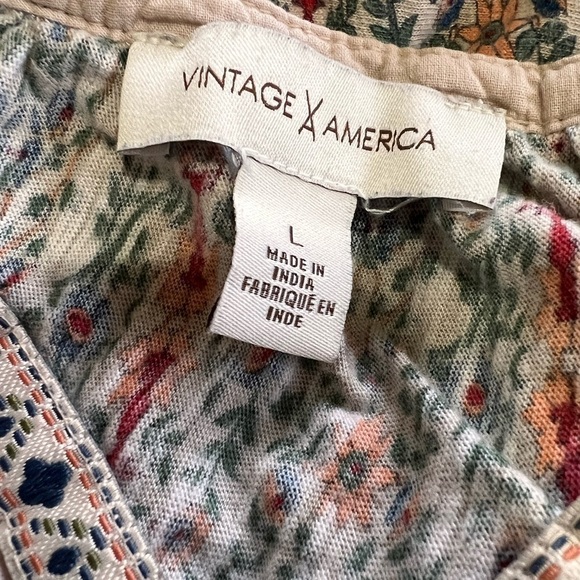 Vintage America Large Floral Embroidered Boho Vneck Elbow Length Shirt Boho - Picture 5 of 7